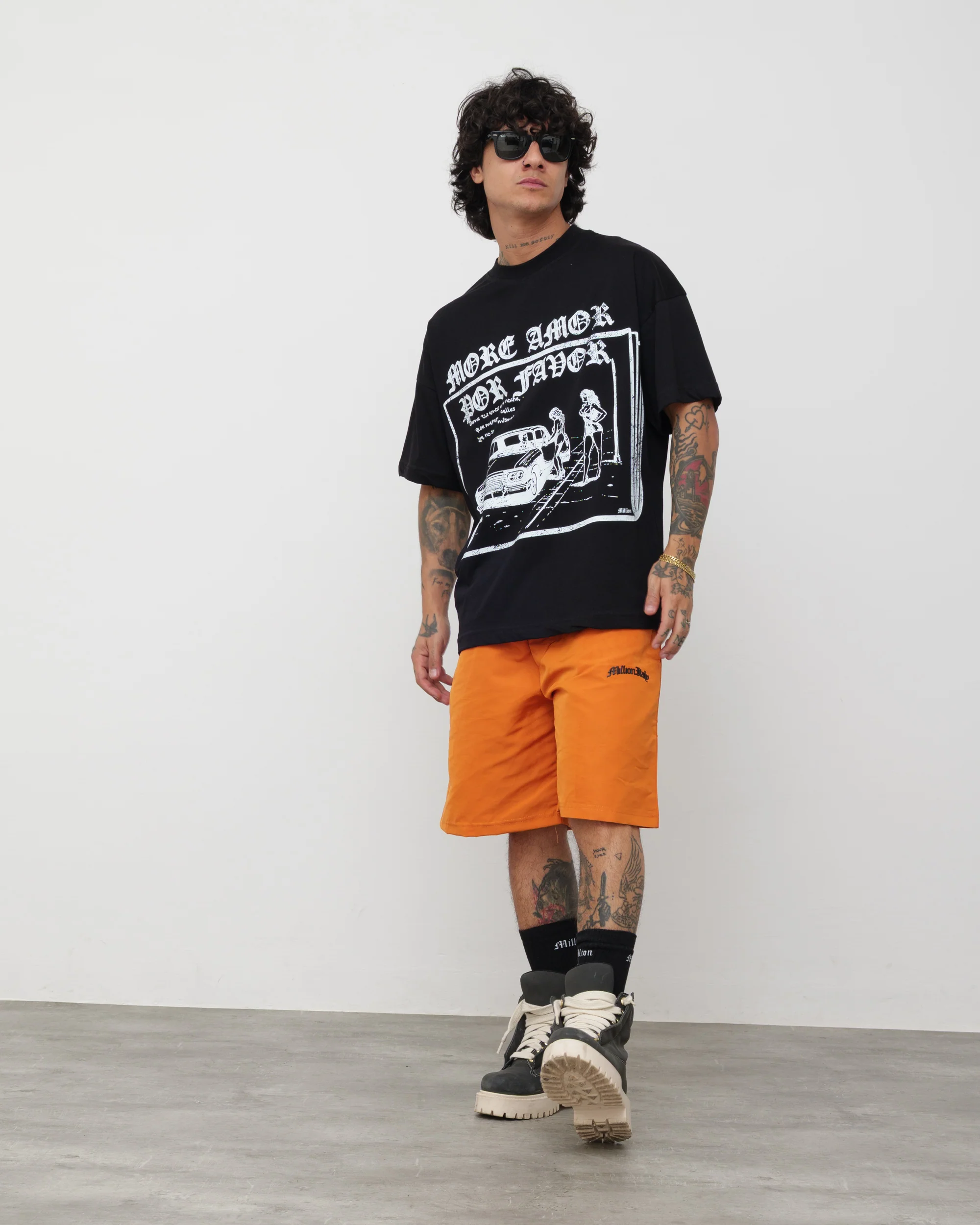 Shorts Tech Arancio - Logo Nero - Image 2